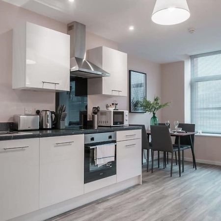 Contemporary 2 Bed Manchester Apartment - Sleeps 4 Zewnętrze zdjęcie